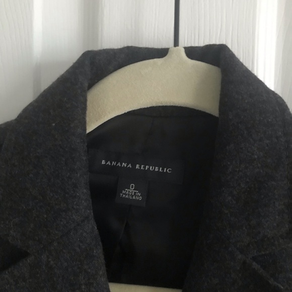 Cropped jacket from Banana Republic - Picture 2 of 2